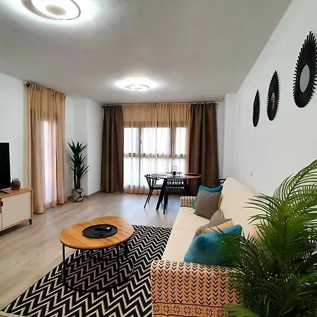 Blueskyesteponagardens Εστεπόνα