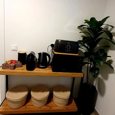 Blueskyesteponagardens * Εστεπόνα