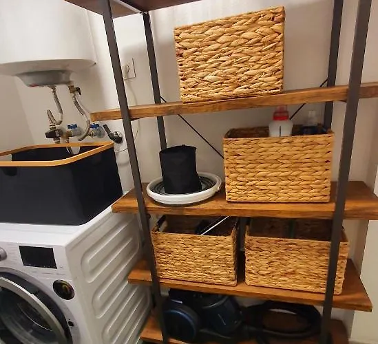 Blueskyesteponagardens