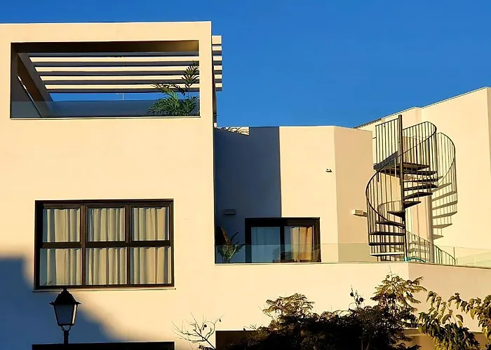 Blueskyesteponagardens Lejlighed *