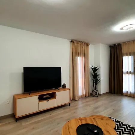 Blueskyesteponagardens *