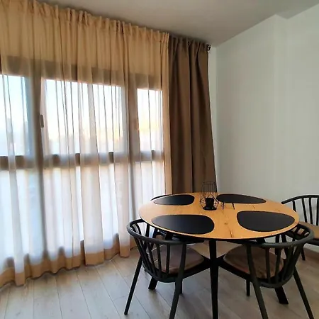 Blueskyesteponagardens *