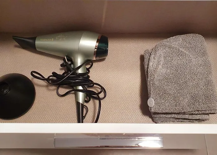 Blueskyesteponagardens * Estepona