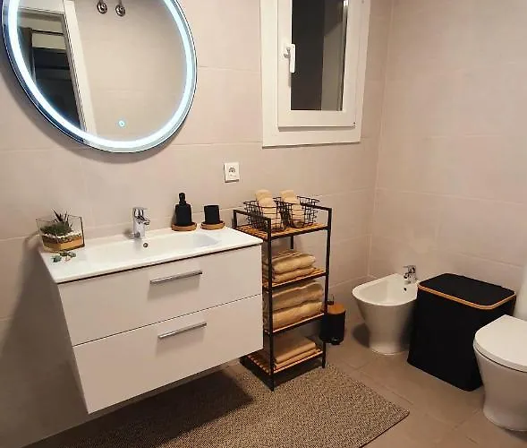 Apartment Blueskyesteponagardens *