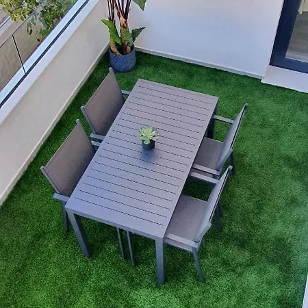 Blueskyesteponagardens Apartament